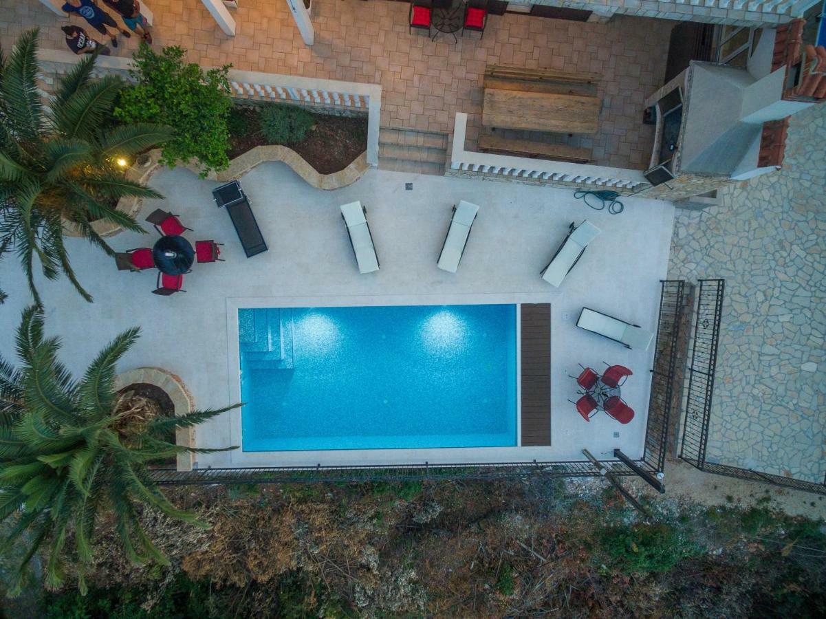 Villa Iz Veli Iz Exterior photo